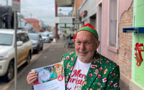 The Christmas Elf: Gary Holland of Singleton