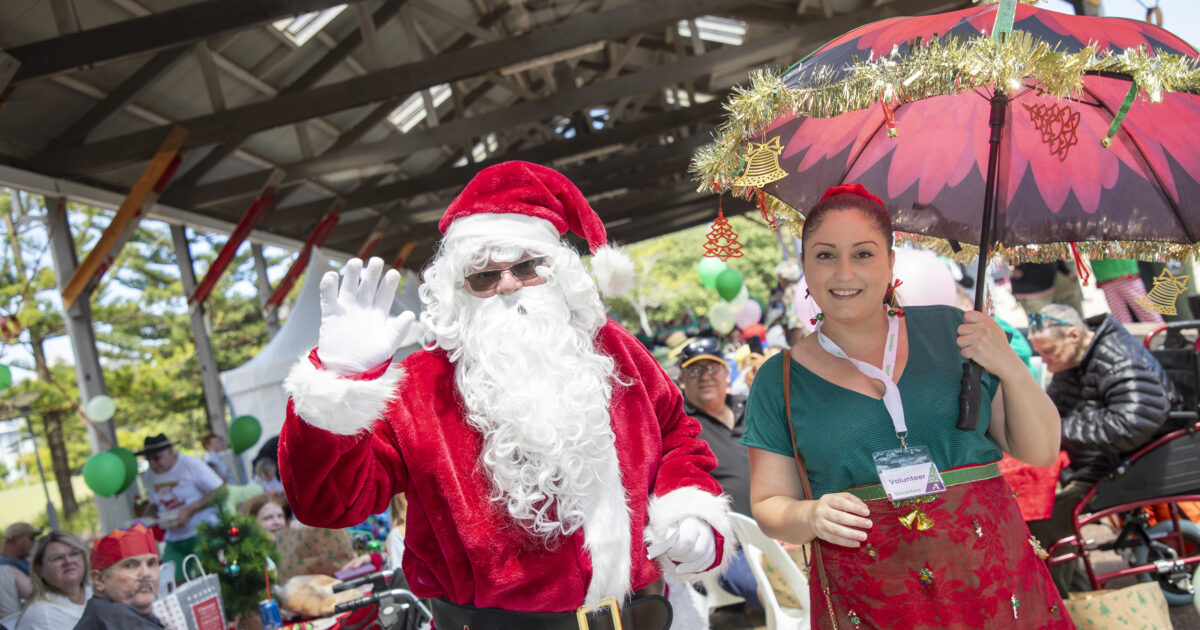 huge-turnout-for-christmas-lunch-in-newcastle-samaritans